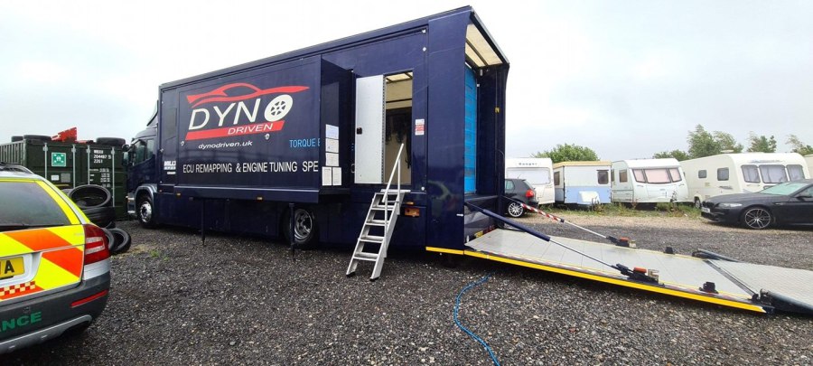 Mobile dyno facility